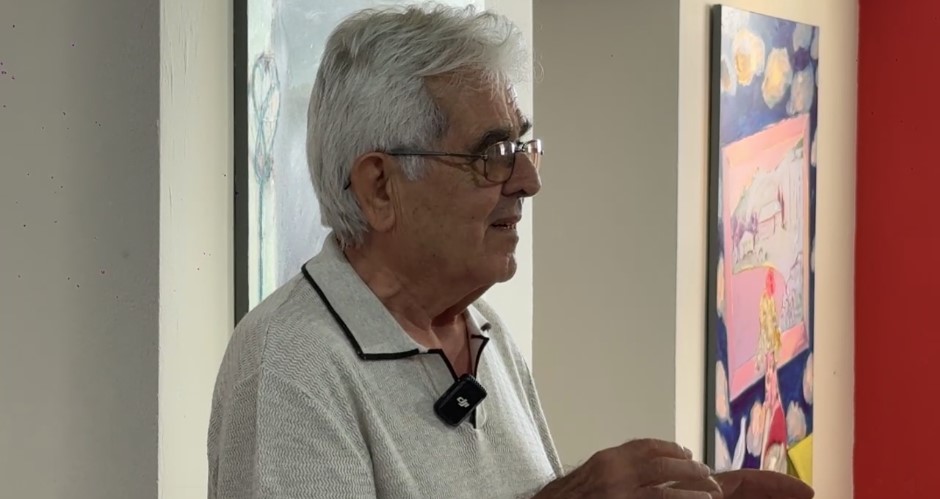 Panajot Zoto promovon në Sarandë romanin “Liana” – VIDEO