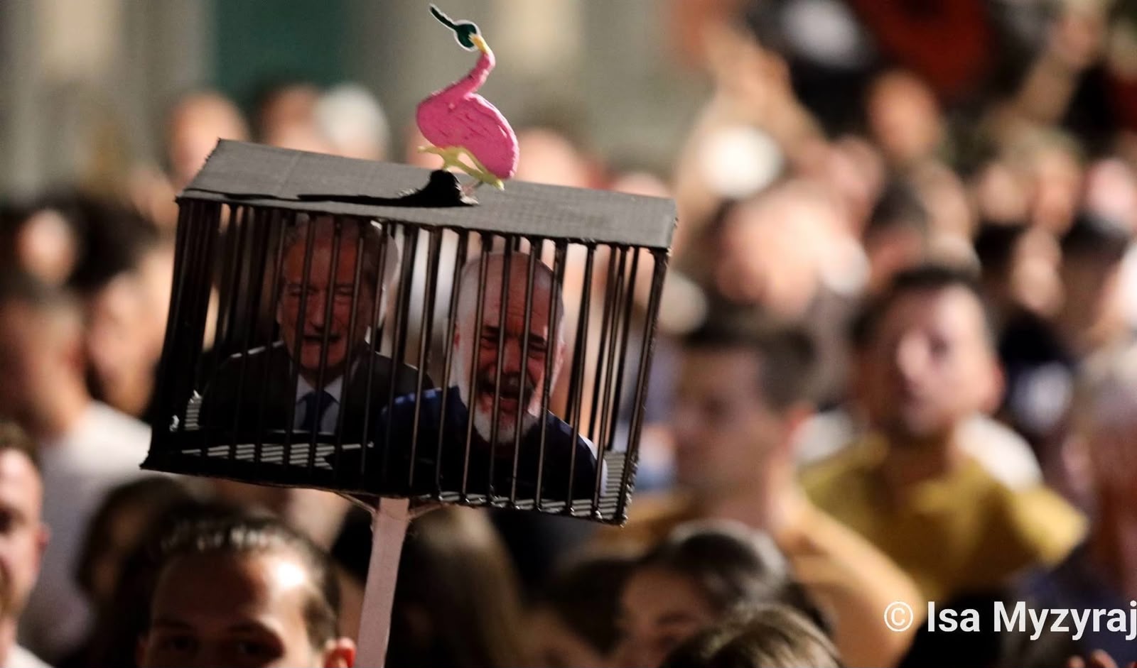 Dita e 15-të, protestuesit ultimatum SPAK: Veproni, përndryshe do t’ju rrethojmë dhe detyrojmë ne