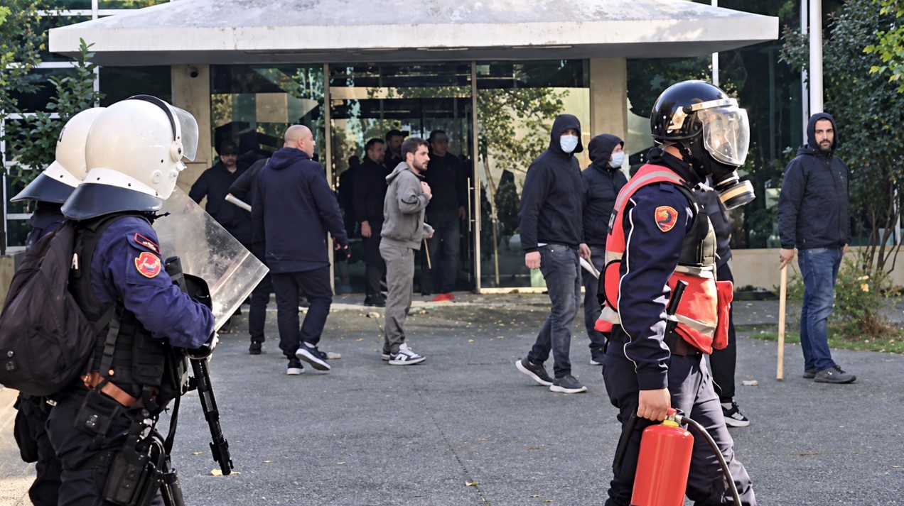 KMSH thirrje institucioneve: Merrni seriozisht kërkesat e qytetarëve, shmangni dhunën