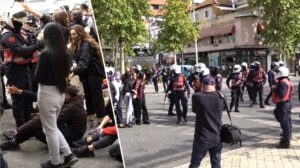 Protesta e studentëve në Tiranë LIVE / Ndiqni transmetimin e drejtpërdrejtë nga Reuters